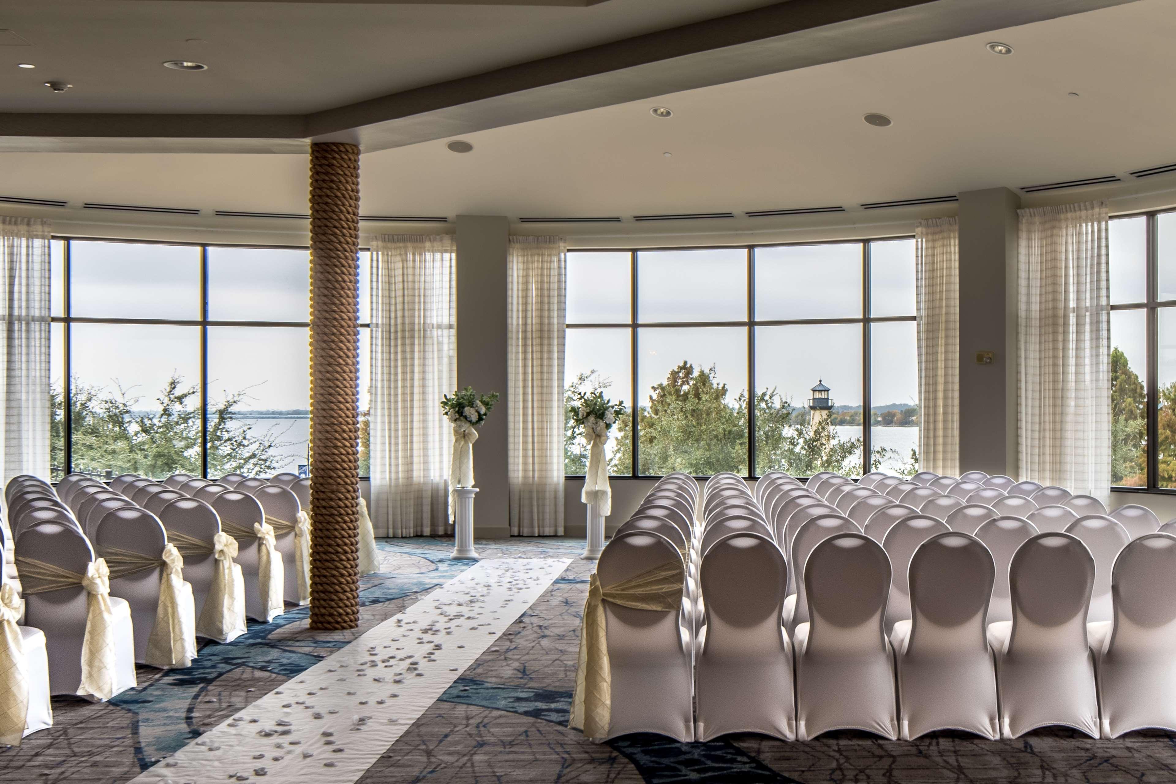 Hilton Dallas/Rockwall Lakefront Hotel Buitenkant foto
